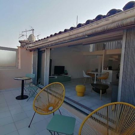 Charmant Appartement Terrasse Sur Les Toits 그하쓰 외부 사진