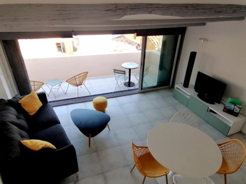 Charmant Appartement Terrasse Sur Les Toits 그하쓰 외부 사진